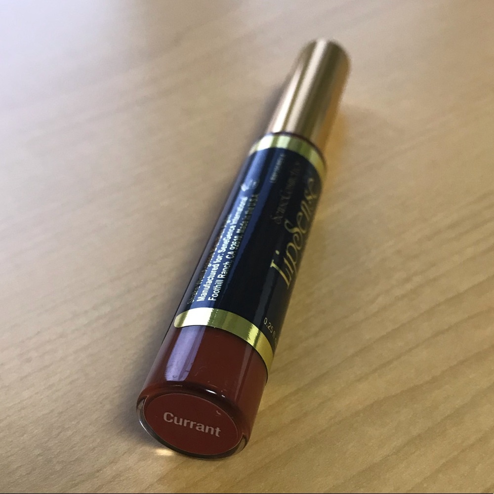 **SOLD** **LIMITED EDITION** NEW Currant LipSense